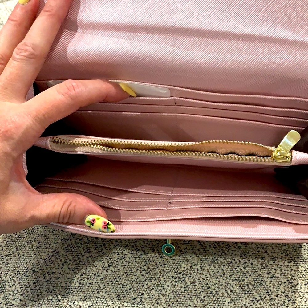 Wallet - Picture 11 of 11